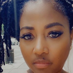 Meet your Posher, Mariline